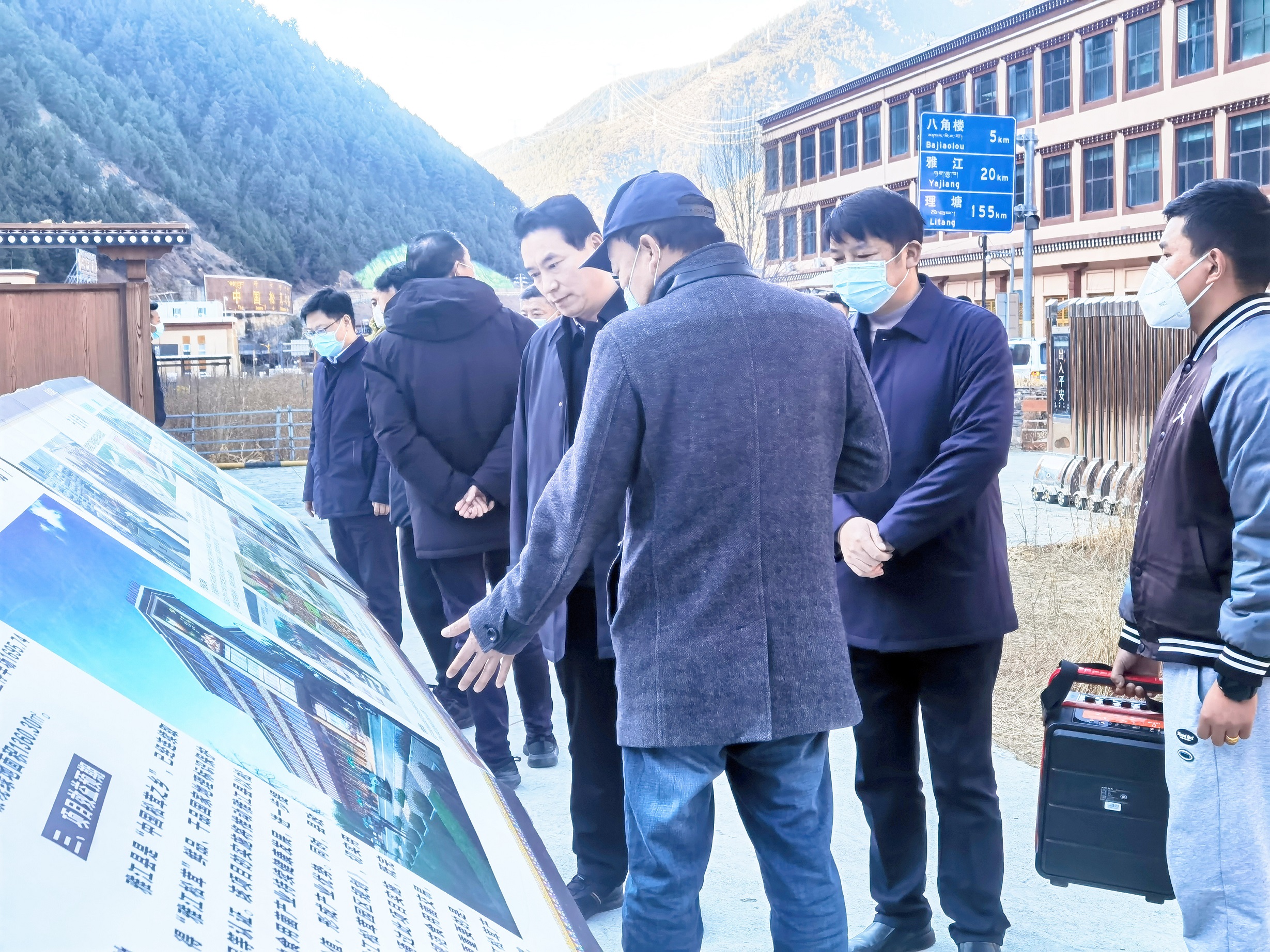 4416273e2c1360c8377e0b4501737d18.jpg cd8979c93f5cc692240447254792c22.jpg