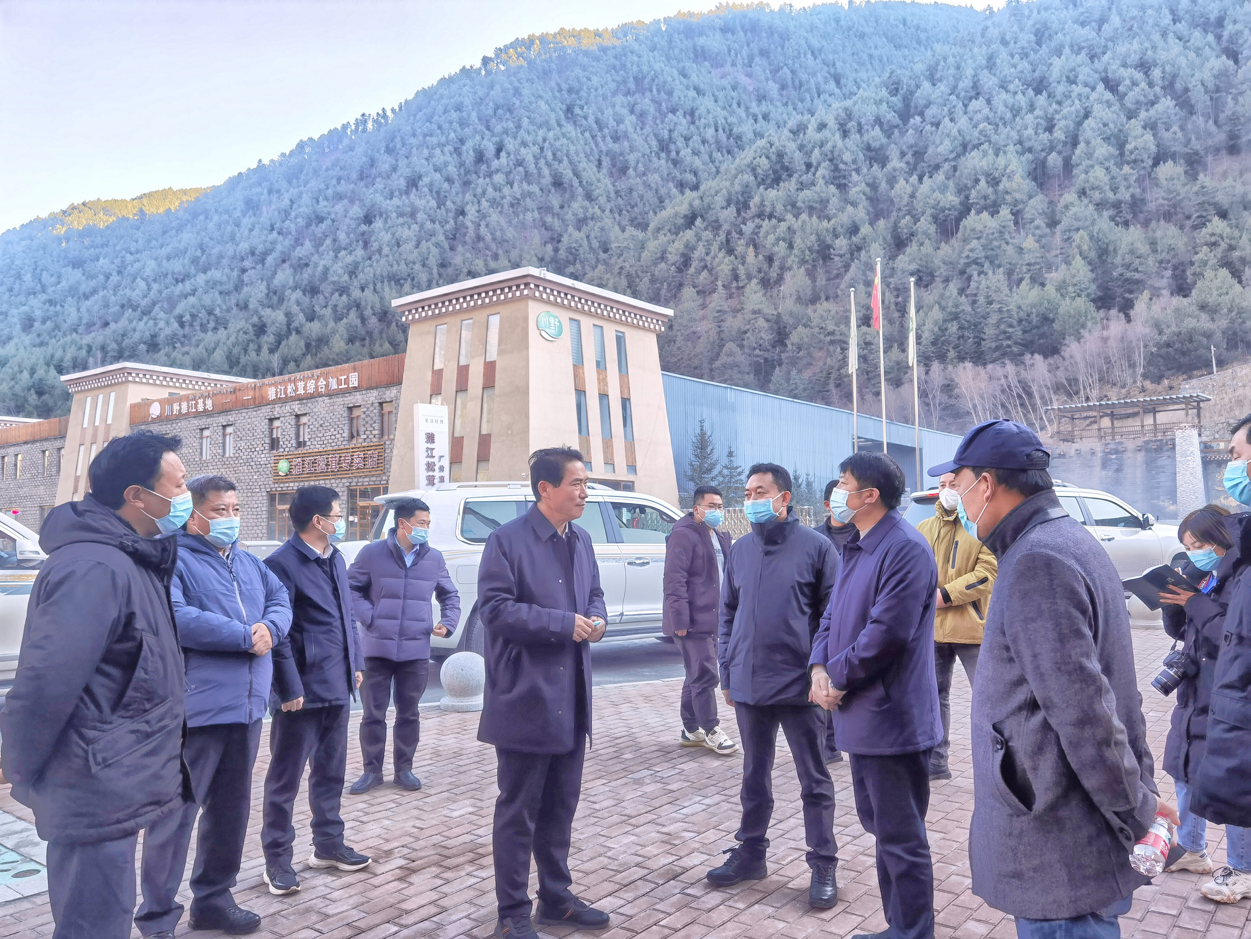 82fef5f8f7158a155ff50fa7220cbdef.jpg af7ee9573de0c8af94b1b963a75107f.jpg